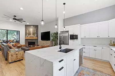 354 Foch Street #B, Fort Worth, TX 76107 - Photo 17