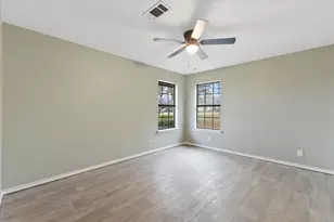 312 E Cottonwood St, Leonard, TX 75452 - Photo 21