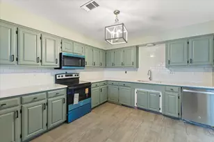 312 E Cottonwood St, Leonard, TX 75452 - Photo 13