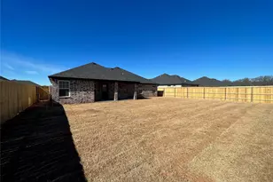 105 Midway Meadows St, Pottsboro, TX 75076 - Photo 31