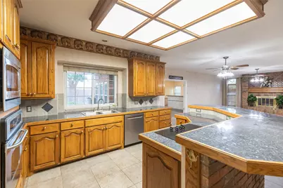 29 Cherry Hills E, Abilene, TX 79606 - Photo 9