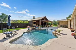 1135 Copper Canyon Rd, Copper Canyon, TX 76226 - Photo 9