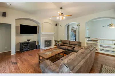 5022 Sandestin Court, Garland, TX 75044 - Photo 5