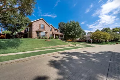 2109 Indian Trail, Rowlett, TX 75088 - Photo 3