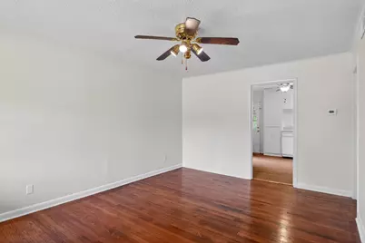 1619 Longview Street, Mesquite, TX 75149 - Photo 5