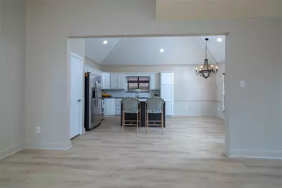 2117 N Aspenwood Drive, Grapevine, TX 76051 - Photo 9