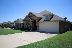 130 Bridle Path Dr, Stephenville, TX 76401 - Photo 1