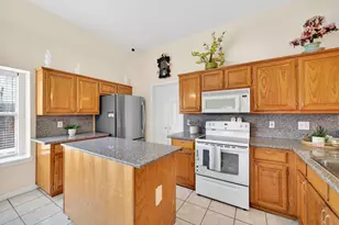 2205 Davin Dr, Carrollton, TX 75006 - Photo 11