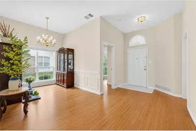 2205 Davin Drive, Carrollton, TX 75006 - Photo 5