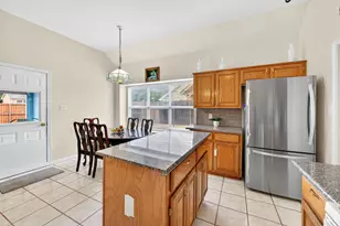 2205 Davin Dr, Carrollton, TX 75006 - Photo 15