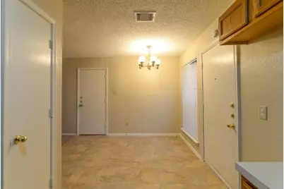 11815 Sunrise Drive, Balch Springs, TX 75180 - Photo 9