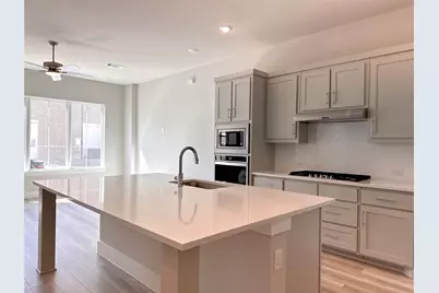 8121 Bromley Drive, Dallas, TX 75231 - Photo 7