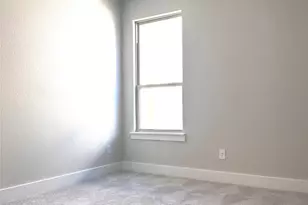 8121 Bromley Dr, Dallas, TX 75231 - Photo 25