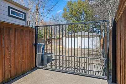 6043 Llano Avenue, Dallas, TX 75206 - Photo 31