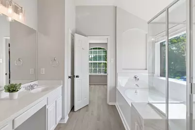12471 Hawk Creek Drive, Frisco, TX 75033 - Photo 21