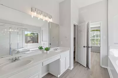 12471 Hawk Creek Drive, Frisco, TX 75033 - Photo 15