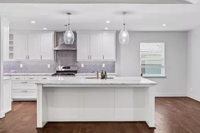 3945 Clubway Lane, Farmers Branch, TX 75244 - Photo 9