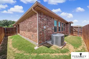1300 White Sand Dr, Pelican Bay, TX 76020 - Photo 19