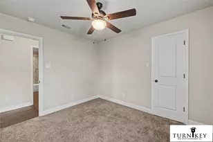 1300 White Sand Dr, Pelican Bay, TX 76020 - Photo 15