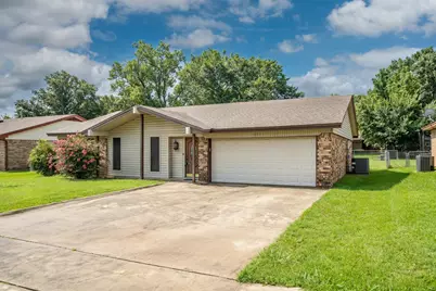 436 E Hill Street, Keller, TX 76248 - Photo 3