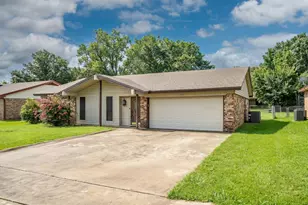 436 E Hill St, Keller, TX 76248 - Photo 3