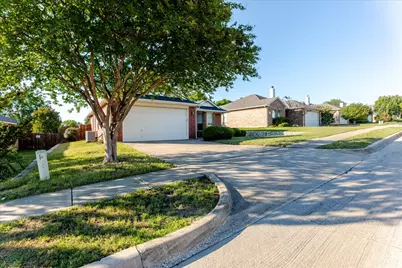 10332 Trevino Lane, Benbrook, TX 76126 - Photo 3