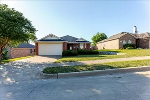 10332 Trevino Ln, Benbrook, TX 76126 - Photo 1