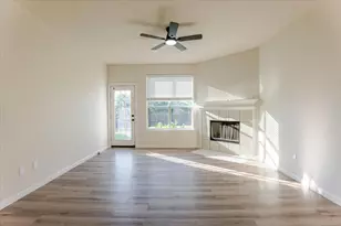 10332 Trevino Ln, Benbrook, TX 76126 - Photo 5