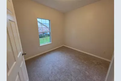 307 Barnes Street, Fairfield, TX 75840 - Photo 11