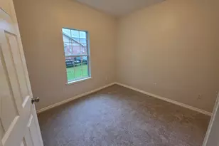 307 Barnes St, Fairfield, TX 75840 - Photo 11