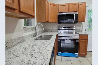 307 Barnes Street, Fairfield, TX 75840 - Photo 5