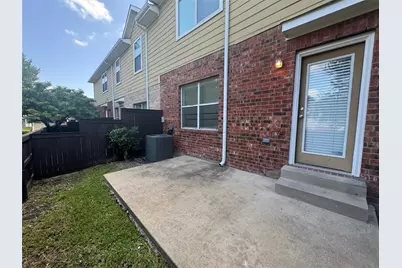 8745 Manhattan Avenue, Plano, TX 75024 - Photo 25