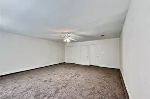 1410 Independence Trail, Grand Prairie, TX 75052 - Photo 11