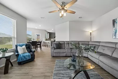 925 Billups Drive, Van Alstyne, TX 75495 - Photo 13