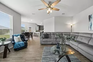 925 Billups Dr, Van Alstyne, TX 75495 - Photo 13