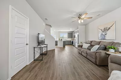925 Billups Drive, Van Alstyne, TX 75495 - Photo 5
