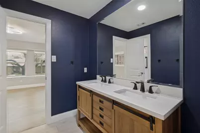 9447 Viewside Drive, Dallas, TX 75231 - Photo 23
