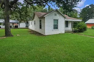 216 19th St, Mineral Wells, TX 76067 - Photo 3