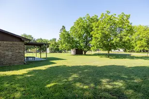 112 J L Brazzil Loop, Waco, TX 76705 - Photo 19