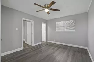 62 Pershing Dr, Denison, TX 75020 - Photo 5
