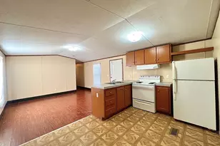 304 Wildwind St, Gun Barrel City, TX 75156 - Photo 3