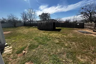 1742 Victoria St, Abilene, TX 79603 - Photo 11