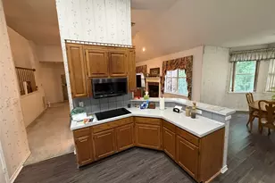 6204 High Brush Cir, Dallas, TX 75249 - Photo 9