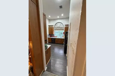 6204 High Brush Circle, Dallas, TX 75249 - Photo 7