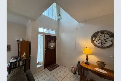 6204 High Brush Circle, Dallas, TX 75249 - Photo 5