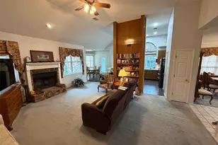 6204 High Brush Cir, Dallas, TX 75249 - Photo 3
