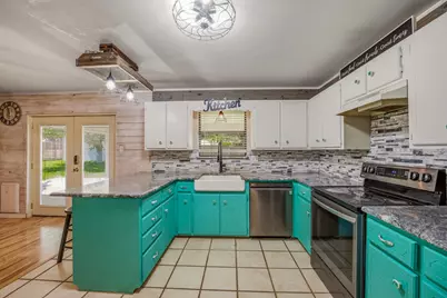 1442 N Dale Avenue, Stephenville, TX 76401 - Photo 11