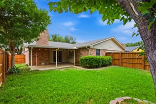 1811 Addington Dr, Carrollton, TX 75007 - Photo 5