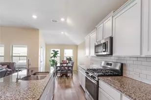 445 Saguaro Dr, Fort Worth, TX 76052 - Photo 7