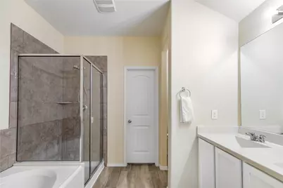 445 Saguaro Drive, Fort Worth, TX 76052 - Photo 13